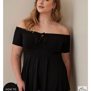Super Soft Off the shoulder smocked babydoll top sexy size 4 goth peplum witchy